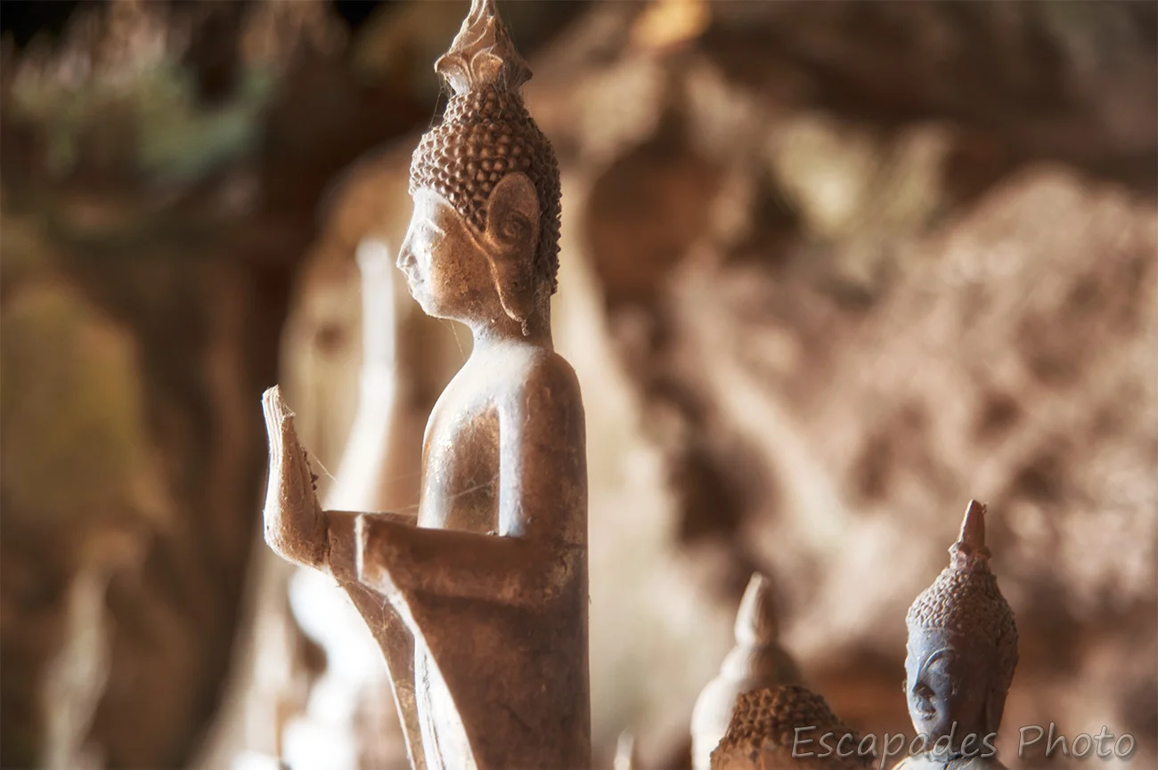 Pak Ou une belle statue de bouddha