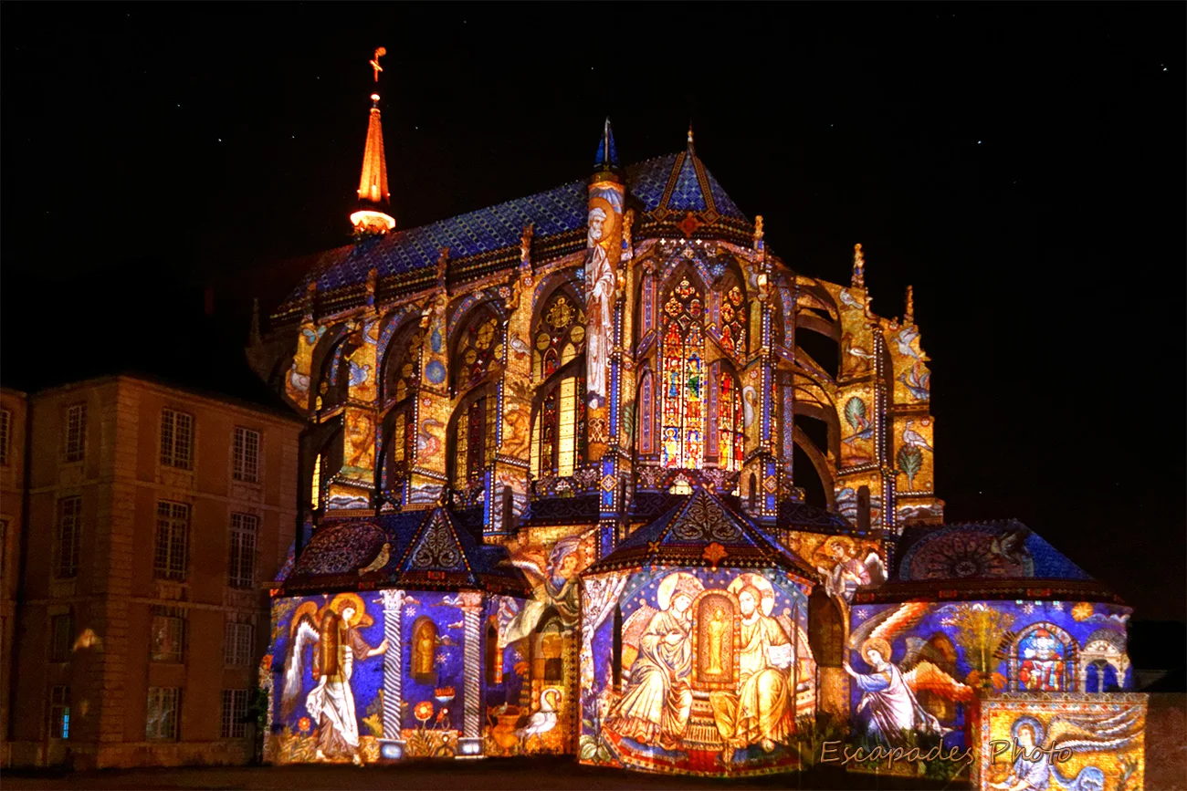 Chartres en lumière - Les scénographies au service du patrimoine 8 Scénographie - église Saint-Pierre - Chartres