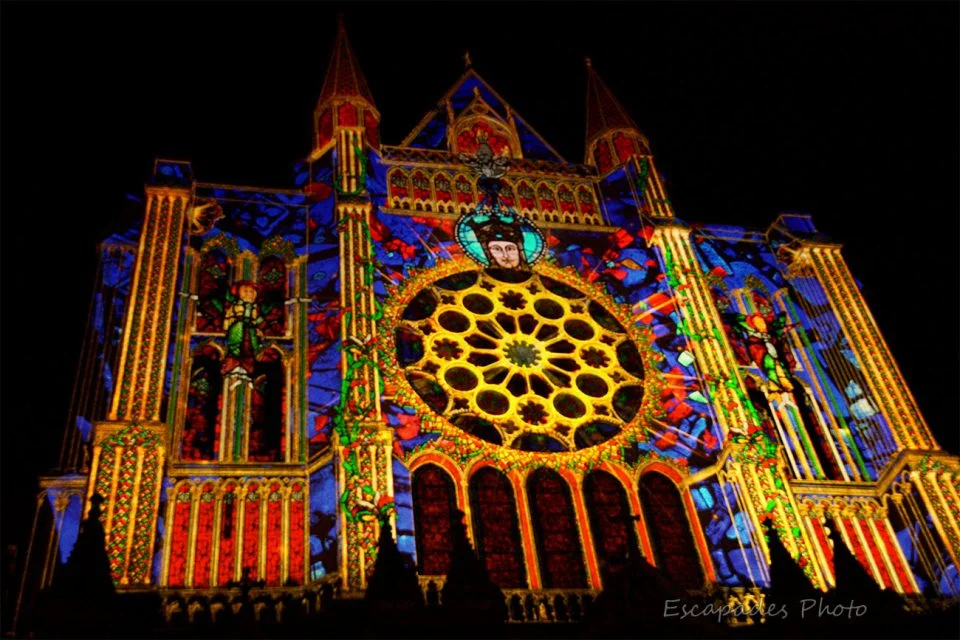 Chartres en lumière - Les scénographies au service du patrimoine 3 Scénographie portail sud