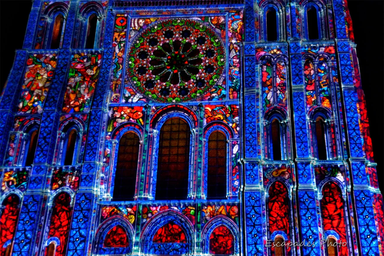Chartres en lumière - Les scénographies au service du patrimoine 19 Scénographie Cathédrale de Chartres